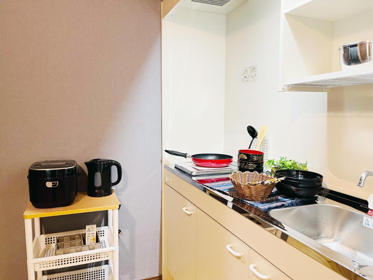 Namba Shinsaibashi 10 Mins Reiko Guest House أوساكا المظهر الخارجي الصورة